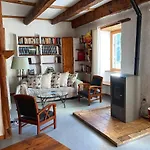 Maison d'hôtes Maison D’hôtes Les Méans 3*