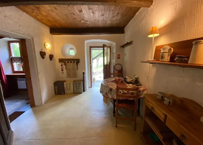 Maison D’hôtes Les Méans Maison d'hôtes Méolans