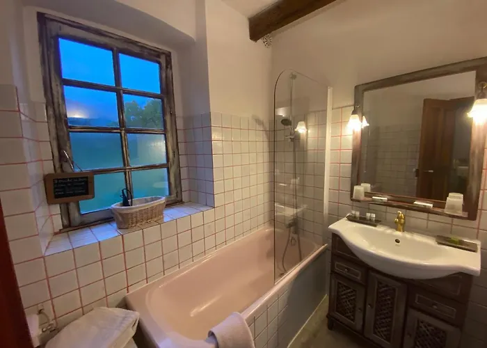 Maison D’hôtes Les Méans 3*